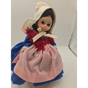 Madame Alexander 8" Belgium #562 International Doll W Box Hang Tag with stand